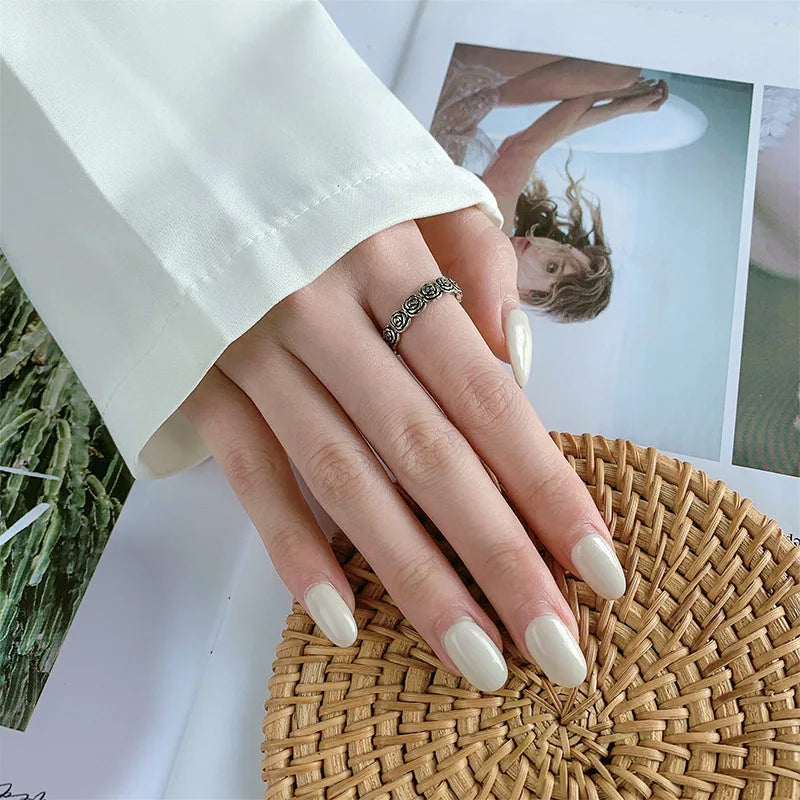 Bague en argent thaïlandais avec motif de rose - e-thnic