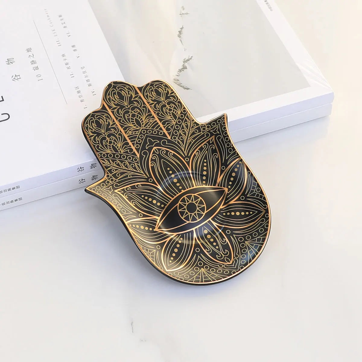 Plateau en céramique – Motifs de main - e-thnic