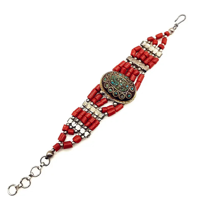 Bracelet- Perles rouges en verre avec pendentif en laiton - e-thnic