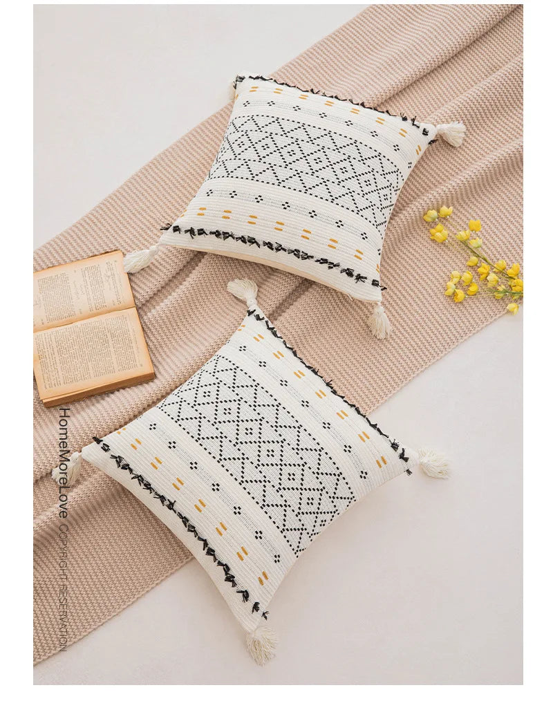 Housse de coussin avec pompons, style pastoral - e-thnic