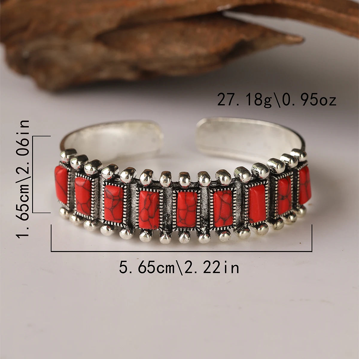 Bracelet délicat avec motif classique, ouvert. - e-thnic